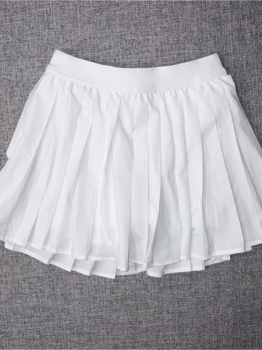 lululemon athletica Women's White Pleated Tennis Skort